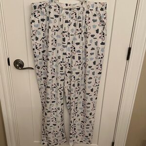 Women's Printed Pajama Pants - White and Black